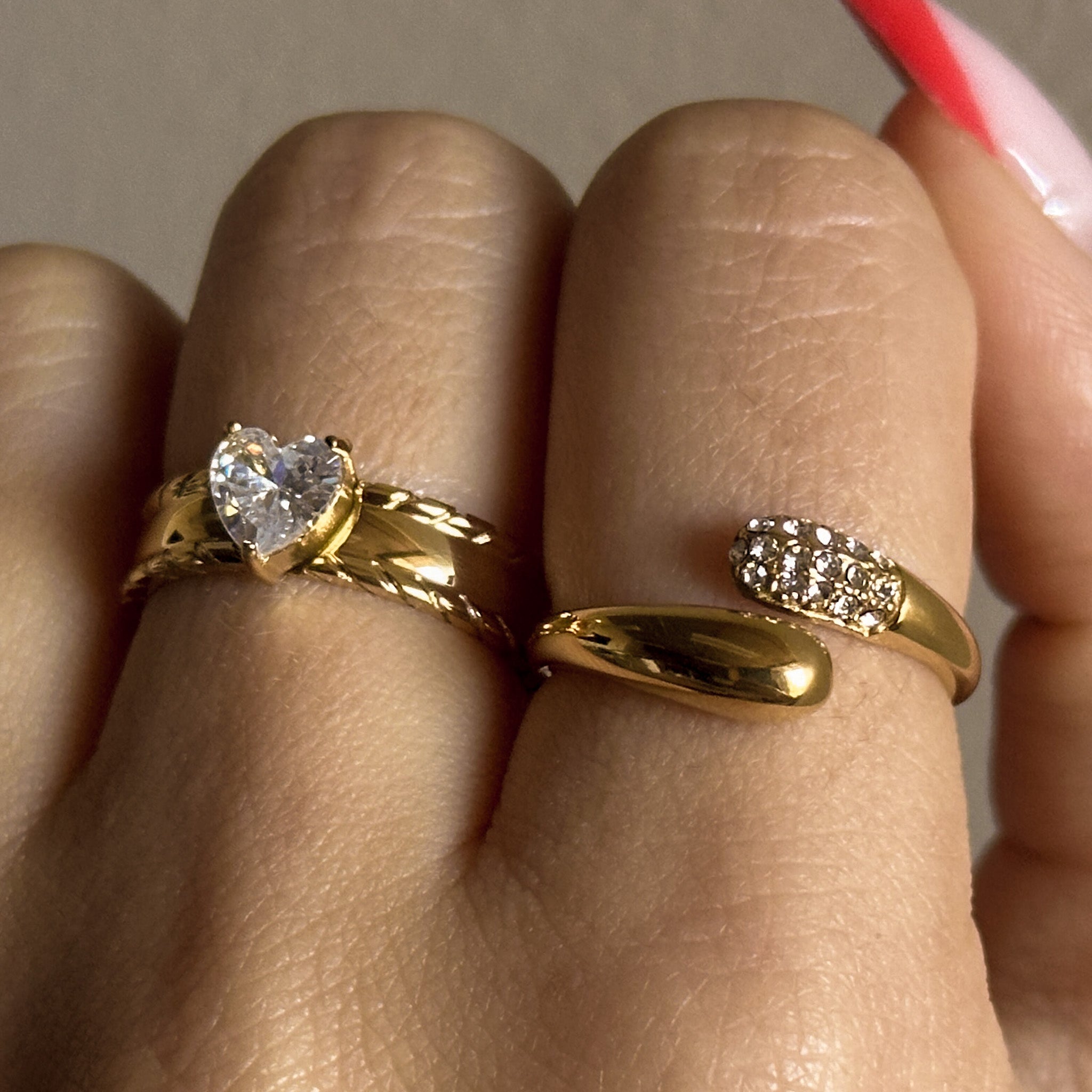 BEAU RING