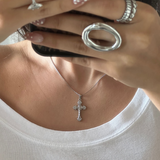 FRANCESCA CROSS NECKLACE SILVER