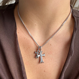 VALERIA CROSS NECKLACE SILVER