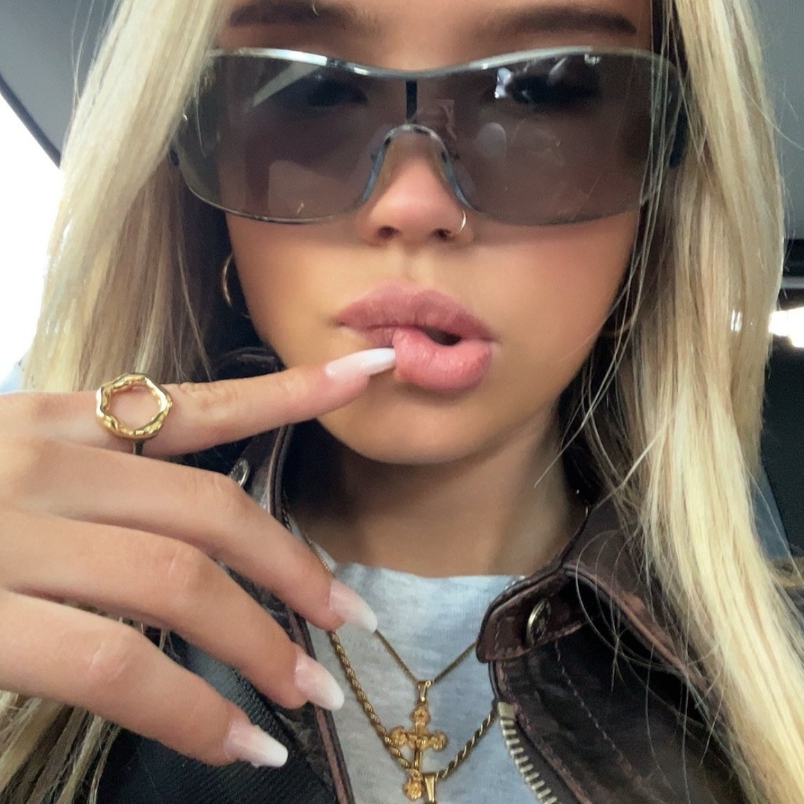 AURA RING
