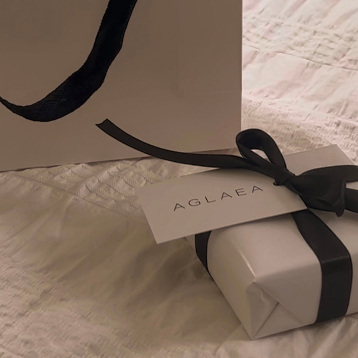 GIFT WRAPPING - Aglaea Jewellery